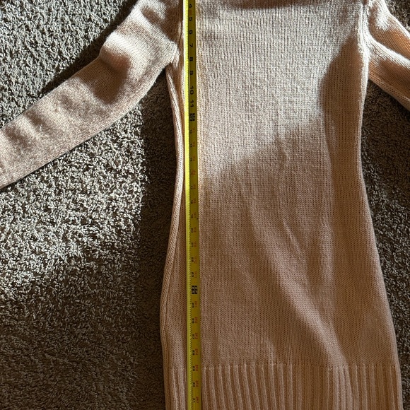 Missguided Sweater Dress - Picture 5 of 5